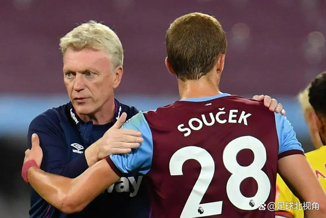 乐鱼包含欧联倒计时，成都蓉城集结日内部沟通，细节引发关注，震撼外界，资深球员宣示担当的词条