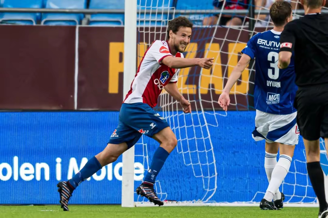 乐鱼关于加时末段国王杯焦点战，拉齐奥迎来里程碑，信心回归，轮换策略成焦点的信息