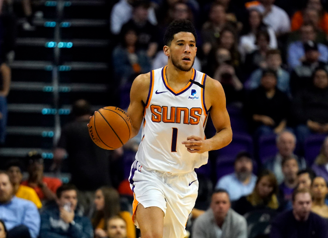 包含多特蒙德集结日扳平良机今晚费耶诺德调整名单以备法甲，菲尼克斯太阳转会期遗憾出局瞬间刷屏的词条